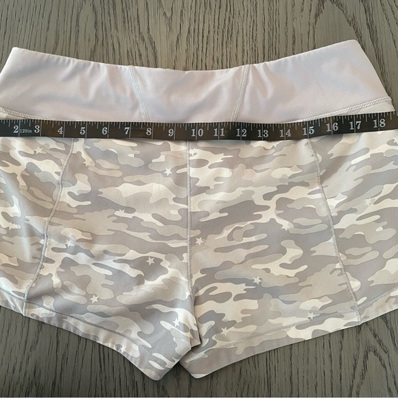 GOAL FIVE Gray Camo Women Shorts - Picture 7 of 7